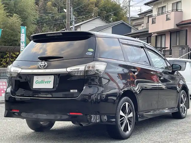 トヨタ ウィッシュ 1．8S 熊本県 2013(平25)年 16.5万km ブラック ワンオーナー/純正ナビ（NSZT-W62G）/【フルセグTV/Bluetooth/CD/DVD】/パドルシフト/オートライト/ウィンカーミラー/純正16インチAW/プッシュスタート/スマートキー/革巻きステアリング/純正フロアマット/ドアバイザー/横滑り防止装置/ABS/盗難防止装置/保証書/取扱説明書