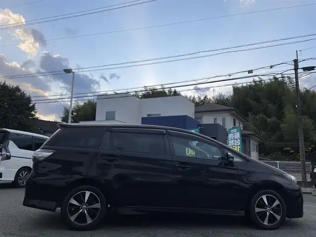 トヨタ ウィッシュ 1．8S 熊本県 2013(平25)年 16.5万km ブラック ワンオーナー/純正ナビ（NSZT-W62G）/【フルセグTV/Bluetooth/CD/DVD】/パドルシフト/オートライト/ウィンカーミラー/純正16インチAW/プッシュスタート/スマートキー/革巻きステアリング/純正フロアマット/ドアバイザー/横滑り防止装置/ABS/盗難防止装置/保証書/取扱説明書