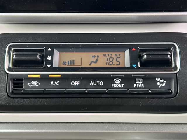 スズキ スペーシア HYBRID X 茨城県 2019(令1)年 4.4万km オフブルーメタリック/ホワイト2トーン 社外ディスプレイオーディオ/(CD・BT・ラジオ再生)/両側パワースライドドア/衝突軽減ブレーキ/コーナーセンサー/ドライブレコーダー/オートライト/フロアマット/スマートキー