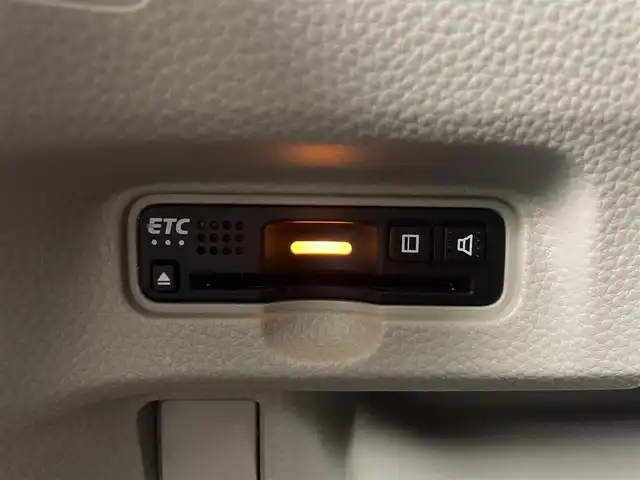 ホンダ Ｎ ＢＯＸ G L ターボ ホンダセンシング 大分県 2019(令1)年 3.7万km プレミアムアイボリーパールⅡ ホンダセンシング/・衝突軽減ブレーキ(CMBS)/・誤発進抑制機能/・後方誤発進抑制機能/・歩行者事故低減ステアリング/・路外逸脱抑制機能/・ACC(アダプティブクルーズコントロール)/・LKAS(車線維持支援システム)/・オートハイビーム/・先行車発進お知らせ機能/・標識認識機能/純正8型ナビ　型式：VXU-195NBi/【フルセグTV、DVD再生可、BT対応、USB】/ステアリングスイッチ/バックカメラ/両側電動スライドドア/ビルトインETC/純正ドライブレコーダー/パドルシフト/アイドリングストップ/横滑り防止装置/電動格納ミラー/純正フロアマット/オートライト/LEDヘッドライト/社外14インチアルミホイール