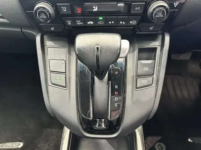 ホンダ ＣＲ－Ｖ EX・ブラックエディション 鹿児島県 2022(令4)年 3.8万km クリスタルブラックパール 禁煙車/ホンダセンシング/　・クルーズコントロール(追従走行あり)/　・レーンキープアシスト/　・ブラインドスポットモニター/　・先行車発進お知らせ機能/LEDアクティブコーナリングライト/純正ナビ(VRU-225CVi)/　・フルセグTV/　・CD/DVD/　・Bluetooth/　・SD/USB/　・AUX/　・AM/FM/バックカメラ/サンルーフ/電動リアゲート/前席パワーシート/全席シートヒーター/ステアリングヒーター/オートワイパー/電動パーキング/ブレーキホールド/ETC/自動防眩式インナーミラー/電動格納ミラー/純正フロアマット/純正アルミホイール/ステアリングリモコン