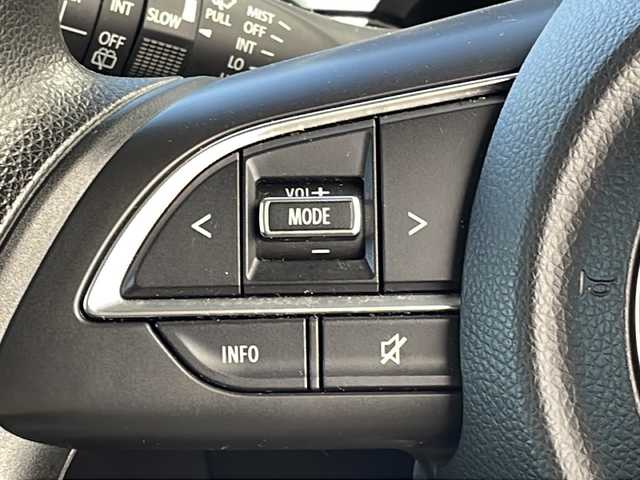 スズキ スイフト HYBRID MG 福島県 2020(令2)年 7.3万km ピュアホワイトP パナソニックメモリナビ　バックＣ　ＢＴ　ＥＴＣ　ＢＳＭ　追従クルコン　ステリモ　前席シートヒーター　電格ミラー　ミラーヒーター　Ｐセンサー　ハロゲンヘッドライト　スマートキー　スペアキー　トノカバー