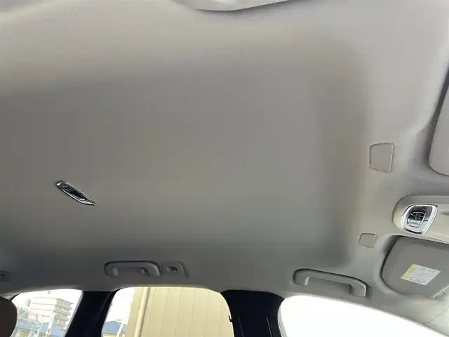 ボルボ ＸＣ６０ D4 AWD モーメンタム 香川県 2018(平30)年 4.6万km 白 純正ナビ/フルセグTV/CD/BT/USB/CarPlay/360°カメラ/衝突軽減ブレーキ/レーンキープアシスト/レーンチェンジアシスト/ブラインドスポットモニター/パークアシスト/ブラウンレザーシート/パワーシート/シートヒーター/スペアキー×1本/取説/保証書/タイヤ4本2.5mm4本交換推奨
