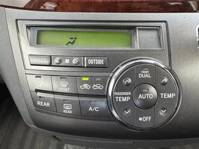 トヨタ エスティマ アエラス Gエディション 愛知県 2010(平22)年 5.6万km ホワイトパールクリスタルシャイン 純正ナビ　/（フルセグ／ＢＴ／ＣＤ／ＤＶＤ）　/サンルーフ　/フリップダウン　/クルーズコントロール　/バックモニター /両側パワースライドドア　/オートライト　/電動格納ミラー　/ドライブレコーダー　/純正AW
