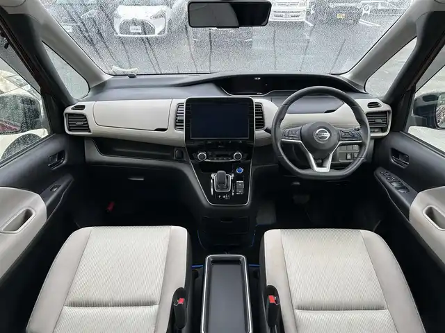 日産 セレナ e－パワー ハイウェイスター V 福岡県 2021(令3)年 4.8万km マルーンレッド 純正10型SDナビ(フルセグTV/CD/DVD/BT)アラウンドビューモニタープロパイロットエマージェンシーブレーキコーナーセンサー両側パワスラBSMドラレコETCオートホールドデジタルインナーミラーUSBポート純正LEDヘッドライト純正15インチアルミホイール純正フロアマットプッシュスタートスマートキー