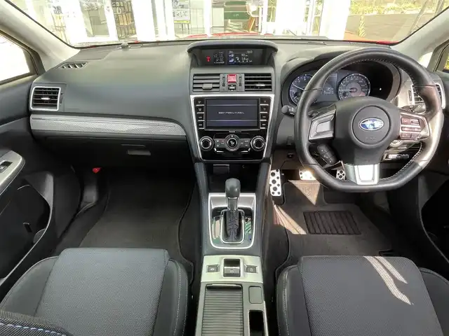 スバル レヴォーグ 1．6GT－S アイサイト 道央・札幌 2016(平28)年 5.3万km ピュアレッド ・４WD/・アイサイト/・純正SDナビ/　CD＆DVD＆BT＆TV/・バックカメラ/・サイドカメラ/・レーンキープアシスト/・レーダークルーズコントロール/・パワーシート/・ブラインドスポットモニター/・アイドリングストップ/・パドルシフト/・オートエアコン/・オートライト/・レインセンサーワイパー/・ビルトインETC/・MT付きAT/・ヒルディセントコントロール/・プッシュスタート/・スマートキー/・ステアリングスイッチ/・電動格納ミラー/・純正フロアマット/・ドアバイザー/・ウィンカーミラー/・フォグライト/・スペアキー
