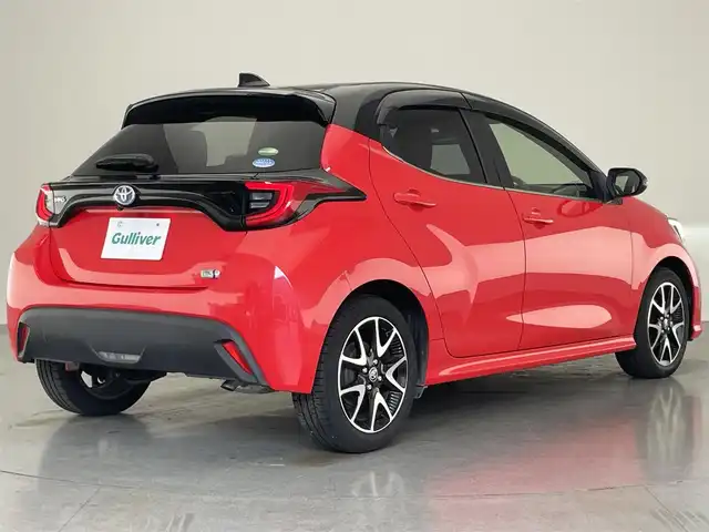 トヨタ ヤリス ハイブリッド Z 愛知県 2020(令2)年 3.4万km ブラック/コーラルクリスタルシャイン 純正８型ＤＡナビ　フルセグＴＶ　Ｂｌｕｅｔｏｏｔｈ　全方位カメラ　ＵＳＢポート　ＥＴＣ　シートヒーター　トヨタセーフティセンス　ＬＥＤヘッドライト　レーダークルコン　衝突軽減　コーナーセンサー　禁煙車