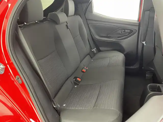 トヨタ ヤリス ハイブリッド Z 愛知県 2020(令2)年 3.4万km ブラック/コーラルクリスタルシャイン 純正８型ＤＡナビ　フルセグＴＶ　Ｂｌｕｅｔｏｏｔｈ　全方位カメラ　ＵＳＢポート　ＥＴＣ　シートヒーター　トヨタセーフティセンス　ＬＥＤヘッドライト　レーダークルコン　衝突軽減　コーナーセンサー　禁煙車