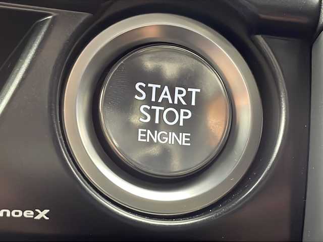 レクサス ＵＸ 200 グレイスフル エクスプローラー 千葉県 2023(令5)年 0.9万km グラファイトブラックガラスフレーク 純正ナビ/フルセグTV/サンルーフ/全方位カメラ/プリクラッシュセーフティ/レーンキープアシスト/レーダークルーズコントロール/BSM/パーキングアシスト/クリアランスソナー/オートハイビーム/HUD/デジタルインナーミラー/パワーシート/シートヒーター/シートベンチレーション/ETC2.0/パワーバックドア