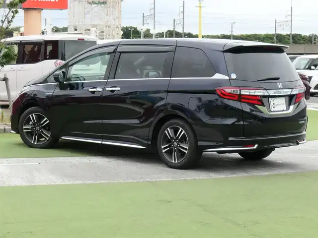 ホンダ オデッセイ ハイブリッド アブソルートセンシングアドバンP 千葉県 2017(平29)年 5.9万km プレミアムヴィーナスブラックP ホンダセンシング/・衝突軽減ブレーキ（CMBS）/・車線維持支援システム（LKAS）/・アダプティブクルーズコントロール（ACC）/・後方誤発進抑制機能/・誤発進抑制機能/両側パワースライドドア/ハーフレザーシート/運転席パワーシート/純正ナビ/ワンセグTV/【DVD/CD再生機能　Bluetooth接続】/【Apple CarPlay　Android Auto対応】/バックカメラ/革巻きステアリング/ステアリングスイッチ/ETC/LEDヘッドライト/フォグライト/ウインカーミラー/純正17インチアルミホイル/サイド/カーテンエアバッグ/Honda スマートキー