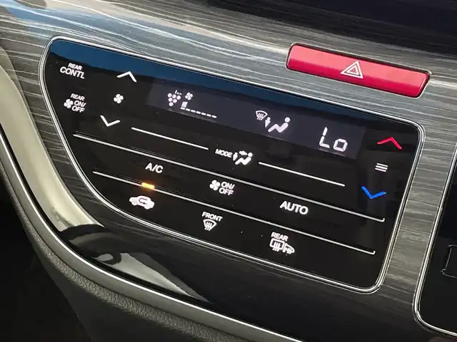 ホンダ オデッセイ ハイブリッド アブソルートセンシングアドバンP 新潟県 2017(平29)年 5.9万km プレミアムヴィーナスブラックP 純正メモリナビ/　フルセグTV/Bluetooth/CD/DVD/HDMI/ホンダセンシング/・衝突軽減ブレーキ(CMBS)/・車線維持支援システム(LKAS)/・アダプティブクルーズコントロール(ACC)/・後方誤発進抑制機能/・誤発進抑制機能/全方位モニター/両側パワースライドドア/ハーフレザーシート/運転席パワーシート/ETC/レザーステアリング/ステアリングスイッチ/LEDヘッドライト/純正17インチアルミホイール