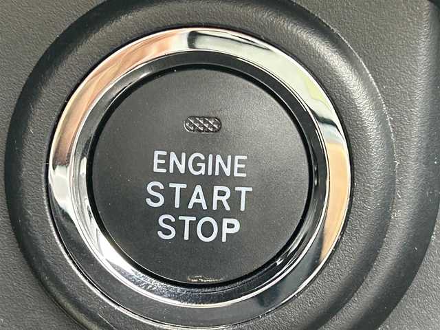 トヨタ ルーミー カスタムG 山形県 2022(令4)年 2万km クールバイオレットクリスタルシャイン 禁煙車/ワンオーナー/4WD/純正SDナビ/・フルセグTV/AM/FM/DVD/Bluetooth/レーダークルーズコントロール/アイドリングストップ/クリアランスソナー/衝突被害軽減ブレーキ/ふらつき警報/先行車発進お知らせ/車線逸脱警報/横滑り防止装置/両側パワースライドドア/LEDヘッドライト/オートライト/フロントフォグランプ/電動パーキングブレーキ/純正フロアマット/純正ドアバイザー/冬タイヤ積み込み/取扱説明書
