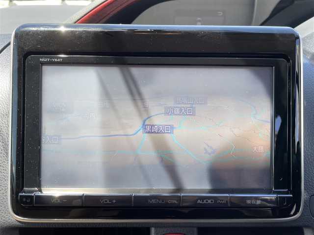 トヨタ ノア ハイブリッド G 福岡県 2015(平27)年 11.9万km ボルドーマイカメタリック (株)IDOMが運営する【じしゃロン八幡西店】の自社ローン専用車両になります。こちらは現金またはオートローンご利用時の価格です。自社ローンご希望の方は別途その旨お申付け下さい/・純正ナビ（NSZT-Y64T）/・Bluetooth/・バックカメラ/・片側パワースライド/・ドライブレコーダー/・ETC/・前席シートヒーター/・プッシュスタート/・スマートキー/・純正フロアマット