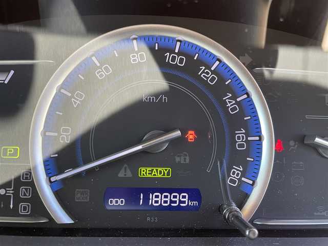 トヨタ ノア ハイブリッド G 福岡県 2015(平27)年 11.9万km ボルドーマイカメタリック (株)IDOMが運営する【じしゃロン八幡西店】の自社ローン専用車両になります。こちらは現金またはオートローンご利用時の価格です。自社ローンご希望の方は別途その旨お申付け下さい/・純正ナビ（NSZT-Y64T）/・Bluetooth/・バックカメラ/・片側パワースライド/・ドライブレコーダー/・ETC/・前席シートヒーター/・プッシュスタート/・スマートキー/・純正フロアマット