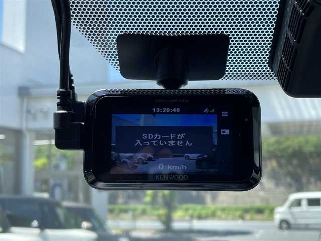 トヨタ ノア ハイブリッド G 福岡県 2015(平27)年 11.9万km ボルドーマイカメタリック (株)IDOMが運営する【じしゃロン八幡西店】の自社ローン専用車両になります。こちらは現金またはオートローンご利用時の価格です。自社ローンご希望の方は別途その旨お申付け下さい/・純正ナビ（NSZT-Y64T）/・Bluetooth/・バックカメラ/・片側パワースライド/・ドライブレコーダー/・ETC/・前席シートヒーター/・プッシュスタート/・スマートキー/・純正フロアマット