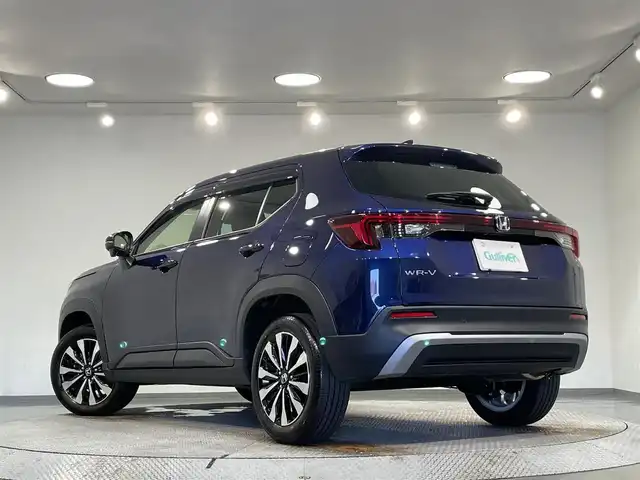 ホンダ ＷＲ－Ｖ Z ブラックスタイル 愛知県 2025(令7)年 0.2万km オブシダンブルーパール 純正８インチディスプレイオーディオ　/（FM/AM/AppleCarPlay/AndroidAuto/Bluetooth/USB/HDMI)/ホンダセンシング　/　　-衝突軽減ブレーキ　/　　-誤発進抑制機能/　　-アダプティブクルーズコントロール　　/　　-路線逸脱抑制機能/　　-先行車発進お知らせ機能/　　-標識認識機能/　　-オートハイビーム/　　-車線維持支援システム/ハーフレザーシート　/ＬＥＤヘッドライト　/LEDフォグランプ/バックカメラ　/パドルシフト　/横滑り防止装置/USB接続/プッシュスタート/　　-スマートキー