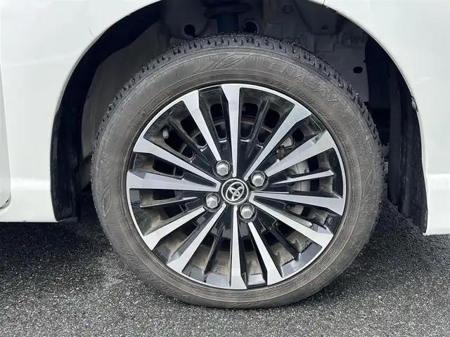 トヨタ ルーミー カスタムG－T 奈良県 2021(令3)年 2.2万km ブラックマイカメタリック/パールホワイト2トーン 純正9インチナビ（NSZT-Y68T）/（フルセグ/BT/CD/DVD)/レーダークルーズコントロール/アラウンドビューモニター/前後コーナーセンサー/プリクラッシュセーフティ/レーンキープアシスト/両側パワースライドドア/前席シートヒーター/後席サンシェード/ETC2.0/前方ドライブレコーダー/純正15インチAW/保証書/取り扱い説明書/スペアキーX1