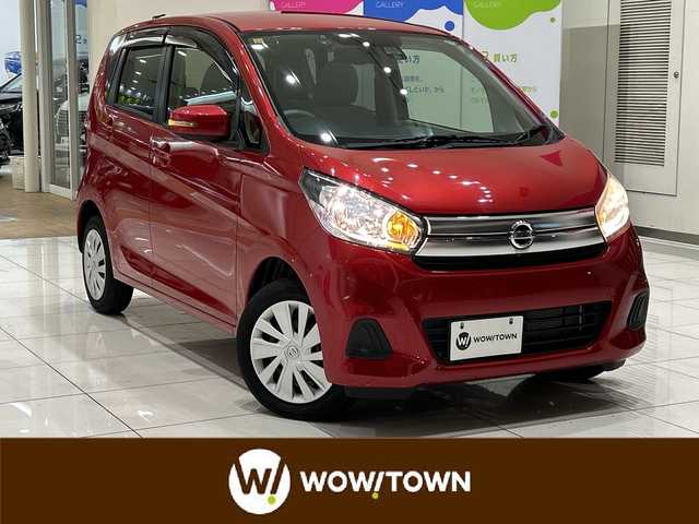 日産 デイズ X 埼玉県 2016(平28)年 0.2万km スパークリングレッドM エマージェンシーブレーキ/純正ナビ/ CD/DVD/BT/フルセグ/アラウンドビューモニター/スマートキー×2/禁煙車