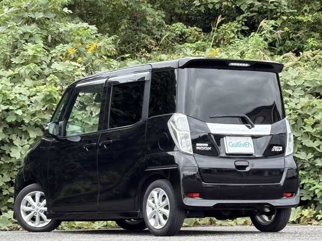 日産 デイズ ルークス ハイウェイスター Xターボ 大分県 2017(平29)年 12.6万km ブラック パワースライドドア /社外メモリーナビ/アラウンドビューモニター/フルセグ/DVD/Bluetooth/LEDヘッドライト/オートライトコントロール/ETC/アイドリングストップ/スマートキー/エンジンプッシュスタート/純正14陰萎アルミホイール