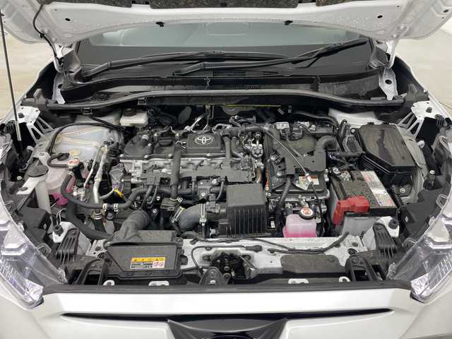 トヨタ カローラ クロス ハイブリッド Z 道央・札幌 2024(令6)年 3.9万km プラチナホワイトパールマイカ ・4WD/・純正ナビ&BT&TN&Miracast/・全方位カメラ/・パワーバックドア/・トヨタセーフティセンス/・レーダークルーズコントロール/・ブラインドスポットモニター/・ビルトインETC2.0/・ハーフレザーシート/・前席シートヒーター/・TVキャンセラー/・ステアリングスイッチ/・LEDヘッドライト/・オートライト/・オートマチックハイビーム/・スマートキー/・純正18インチAW