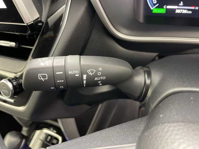 トヨタ カローラ クロス ハイブリッド Z 道央・札幌 2024(令6)年 3.9万km プラチナホワイトパールマイカ ・4WD/・純正ナビ&BT&TN&Miracast/・全方位カメラ/・パワーバックドア/・トヨタセーフティセンス/・レーダークルーズコントロール/・ブラインドスポットモニター/・ビルトインETC2.0/・ハーフレザーシート/・前席シートヒーター/・TVキャンセラー/・ステアリングスイッチ/・LEDヘッドライト/・オートライト/・オートマチックハイビーム/・スマートキー/・純正18インチAW