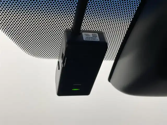 トヨタ ハリアー エレガンス GRスポーツ 大分県 2017(平29)年 5.9万km ホワイトパールクリスタルシャイン 純正SDナビ/（AM/FM/BT/SD/CD/フルセグ）/トヨタセーフティセンス/レーダークルーズコントロール/レーンキープアシスト/バックカメラ/ビルトインETC/D席パワーシート/ハーフレザーシート/ドライブレコーダー/電動パーキング/ブレーキホールド/MTモード付AT/プッシュスタート・スマートキー/LEDヘッドライト/オートライト/オートマチックハイビーム/電動格納ミラー