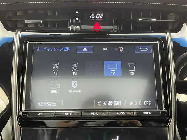 トヨタ ハリアー エレガンス GRスポーツ 大分県 2017(平29)年 5.9万km ホワイトパールクリスタルシャイン 純正SDナビ/（AM/FM/BT/SD/CD/フルセグ）/トヨタセーフティセンス/レーダークルーズコントロール/レーンキープアシスト/バックカメラ/ビルトインETC/D席パワーシート/ハーフレザーシート/ドライブレコーダー/電動パーキング/ブレーキホールド/MTモード付AT/プッシュスタート・スマートキー/LEDヘッドライト/オートライト/オートマチックハイビーム/電動格納ミラー