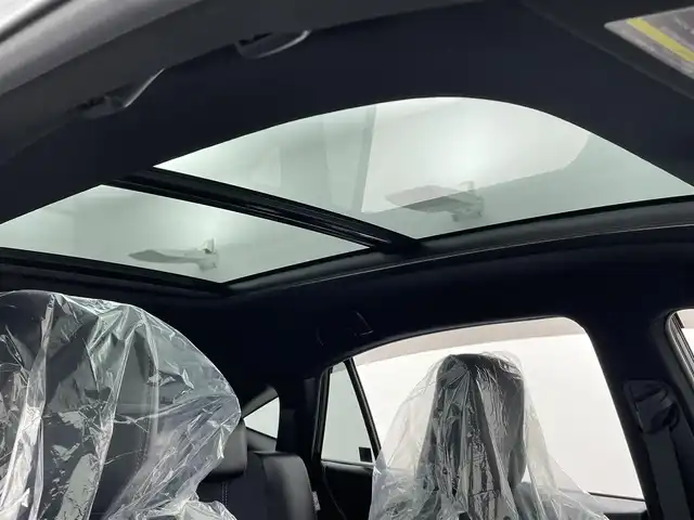 トヨタ ハリアー エレガンス GRスポーツ 大分県 2017(平29)年 5.9万km ホワイトパールクリスタルシャイン 純正SDナビ/（AM/FM/BT/SD/CD/フルセグ）/トヨタセーフティセンス/レーダークルーズコントロール/レーンキープアシスト/バックカメラ/ビルトインETC/D席パワーシート/ハーフレザーシート/ドライブレコーダー/電動パーキング/ブレーキホールド/MTモード付AT/プッシュスタート・スマートキー/LEDヘッドライト/オートライト/オートマチックハイビーム/電動格納ミラー