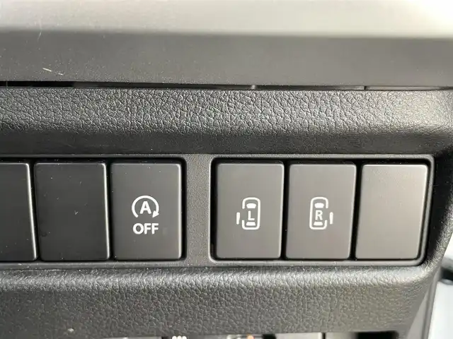 スズキ スペーシア ギア HYBRID XZターボ 大分県 2023(令5)年 3.2万km ピュアホワイトP 純正ナビ/（フルセグ/CD/DVD/Bluetooth）/衝突軽減ブレーキ/レーダークルーズコントロール/レーンアシスト/全方位カメラ/両側パワースライドドア/ドライブレコーダー/ビルトインETC/前席シートヒーター/純正アルミホイール/スマートキープッシュスタート