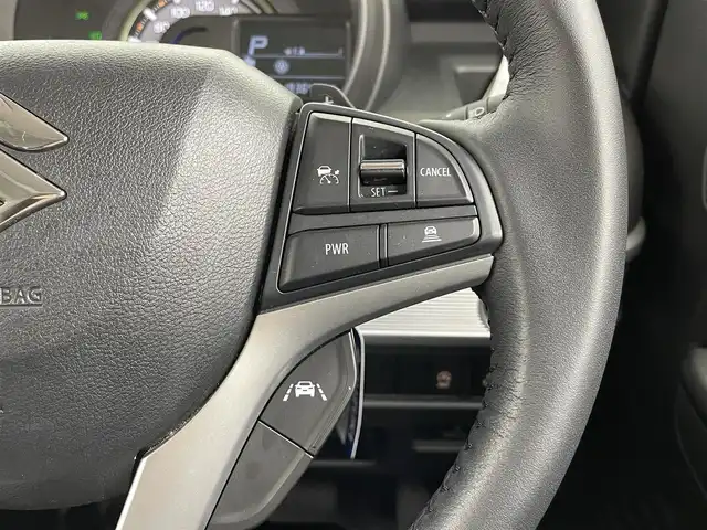 スズキ スペーシア ギア HYBRID XZターボ 大分県 2023(令5)年 3.2万km ピュアホワイトP 純正ナビ/（フルセグ/CD/DVD/Bluetooth）/衝突軽減ブレーキ/レーダークルーズコントロール/レーンアシスト/全方位カメラ/両側パワースライドドア/ドライブレコーダー/ビルトインETC/前席シートヒーター/純正アルミホイール/スマートキープッシュスタート