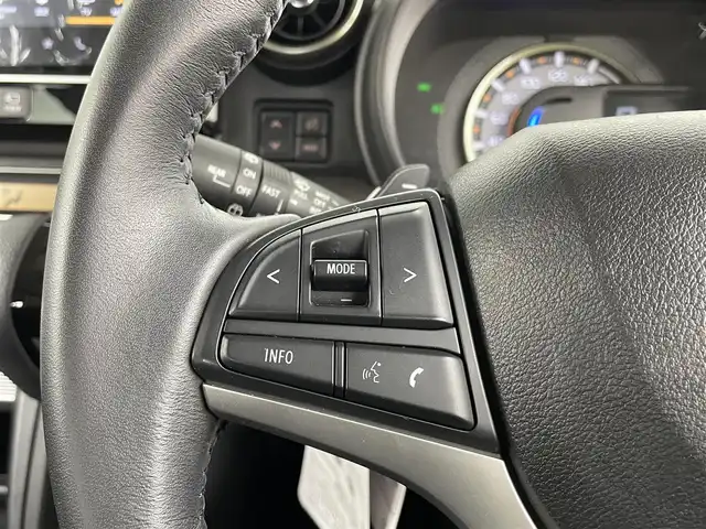 スズキ スペーシア ギア HYBRID XZターボ 大分県 2023(令5)年 3.2万km ピュアホワイトP 純正ナビ/（フルセグ/CD/DVD/Bluetooth）/衝突軽減ブレーキ/レーダークルーズコントロール/レーンアシスト/全方位カメラ/両側パワースライドドア/ドライブレコーダー/ビルトインETC/前席シートヒーター/純正アルミホイール/スマートキープッシュスタート