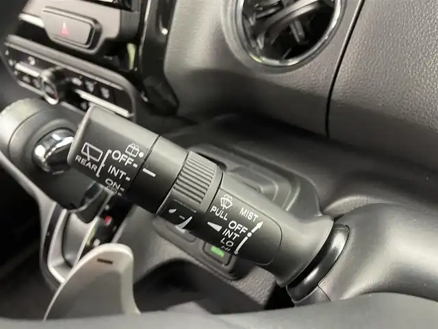 ホンダ Ｎ ＢＯＸ カスタム L ターボ 大分県 2023(令5)年 1.5万km プラチナホワイトパール 純正ナビ/バックカメラ/ホンダセンシング/衝突軽減ブレーキ/車線逸脱防止システム/リアコーナーセンサー/LEDヘッドライト/オートライト/両側パワースライドドア/前席シートヒーター/ハーフレザーシート/フルセグTV/ビルトインETC/スマートキー/Bluetooth/純正フロアマット/純正15インチアルミホイール/ベンチシート