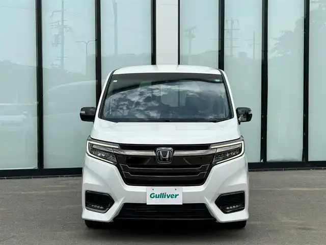 ホンダ ステップワゴン スパーダクールスピリット HセンシングBスタイル 大阪府 2019(平31)年 5.1万km プラチナホワイトパール 純正ナビ/   フルセグTV/CD/DVD/Bluetooth/USB/バックモニター/１１．６インチ後席モニター/衝突軽減ブレーキ/横滑り防止装置/前席シートヒーター/両側パワースライドドア/レーダークルーズコントロール/レーンキープアシスト/パドルシフト/アイドリングストップ/ドライブレコーダー/純正17インチアルミホイール/純正フロアマット/プッシュスタート/スマートキー/ハーフレザーシート/ETC/LED/禁煙車