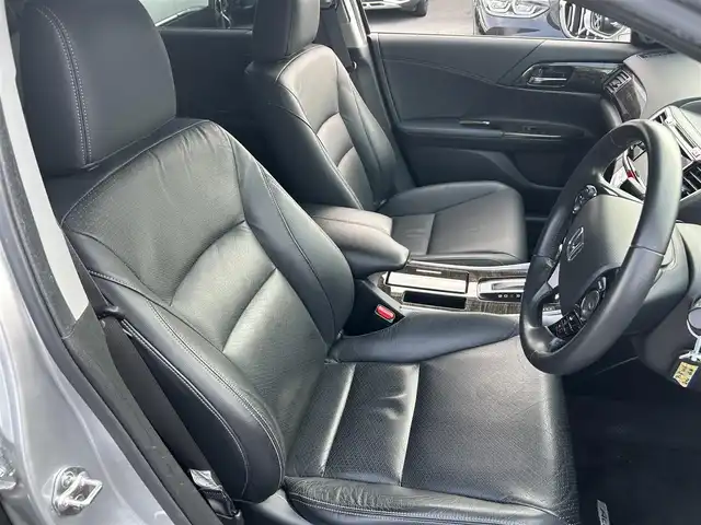 ホンダ アコード ハイブリッド LX 滋賀県 2014(平26)年 14.4万km シルバー ワンオーナー/プッシュスタート/HDDナビ/ETC/クルーズコントロール/ドアバイザー/D/Nパワーシート/純正17インチAW