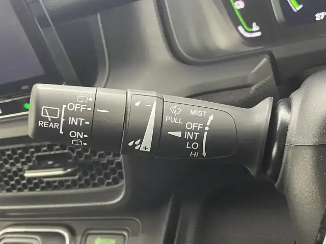 ホンダ ステップワゴン スパーダ eHEV 茨城県 2024(令6)年 0.7万km プラチナホワイトパール 純正11.4型ナビ/バックカメラ/フルセグ/純正フリップダウンモニター/衝突被害軽減ブレーキ/車線逸脱抑制装置/レーダークルーズコントロール/オートマチックハイビーム/BSI/クリアランスソナー/両側電動スライドドア/パワーバックドア/ETC/ドラレコ/シートヒーター/純正16インチAW/LEDヘッドライト/スマートキー