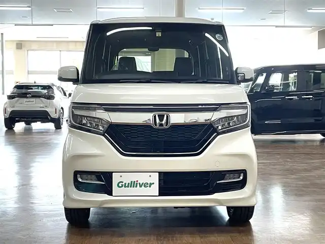 ホンダ Ｎ ＢＯＸ カスタム G L ターボ ホンダセンシング 道央・札幌 2018(平30)年 3.6万km プレミアムホワイトパールⅡ 4WD/ターボ/純正8インチSDナビ/フルセグTV/Bluetooth/CD/DVD/SD/バックカメラ/衝突軽減ブレーキ/レーンキープ/横滑り防止/両側パワースライドドア/ハーフレザーシート/シートヒーター（D/N）/ミラーヒーター/レーダークルーズコントロール/パドルシフト/オートライト/USBソケット/ビルトインETC/LEDヘッドライト/フォグランプ/プッシュスタート/スマートキー×2/純正エンジンスターター/純正15インチAW/後席サンシェード/取扱説明書