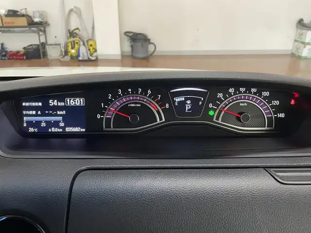ホンダ Ｎ ＢＯＸ カスタム G L ターボ ホンダセンシング 道央・札幌 2018(平30)年 3.6万km プレミアムホワイトパールⅡ 4WD/ターボ/純正8インチSDナビ/フルセグTV/Bluetooth/CD/DVD/SD/バックカメラ/衝突軽減ブレーキ/レーンキープ/横滑り防止/両側パワースライドドア/ハーフレザーシート/シートヒーター（D/N）/ミラーヒーター/レーダークルーズコントロール/パドルシフト/オートライト/USBソケット/ビルトインETC/LEDヘッドライト/フォグランプ/プッシュスタート/スマートキー×2/純正エンジンスターター/純正15インチAW/後席サンシェード/取扱説明書