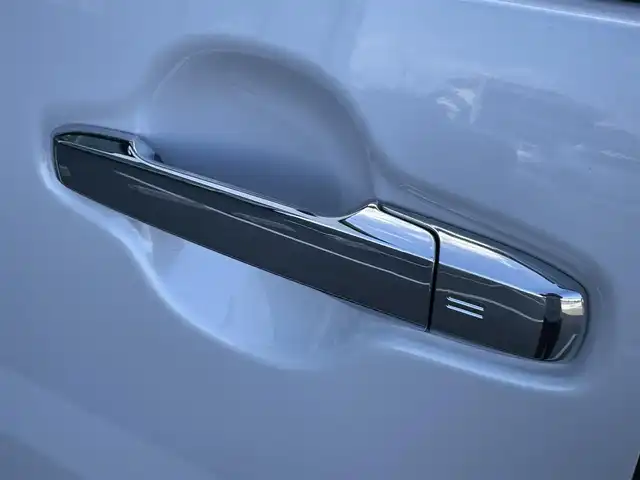 ダイハツ タント カスタム X 香川県 2023(令5)年 2.7万km シャイニングホワイトパール 登録時走行距離　26911Km/ディーラーオプションナビ/全方位カメラ/両側パワースライドドア/前方ドライブレコーダー/スマートアシスト/前後コーナーセンサー/ＬＥＤヘッド＆フォグライト/ハーフレザーシート/シートヒーター/フロアマット/ドアバイザー