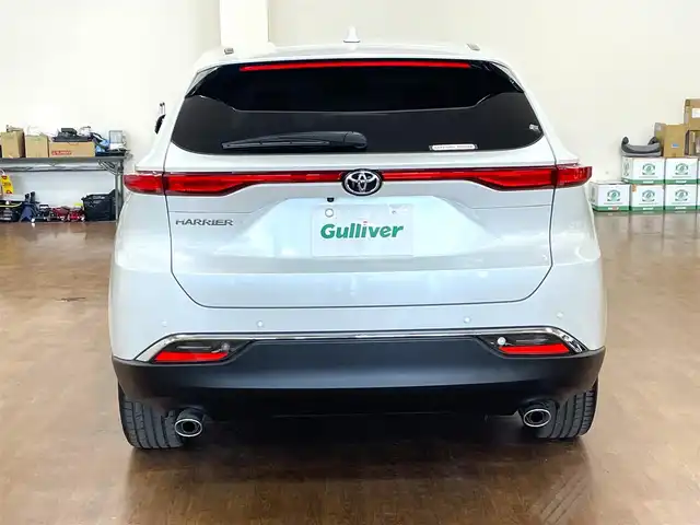 トヨタ ハリアー Z レザーパッケージ 道央・札幌 2024(令6)年 0.2万km プラチナホワイトパールマイカ 4WD/寒冷地仕様/純正OP12.3型ナビ/・フルセグTV/BT/USB/AM/FM/JBLサウンドシステム/TVキャンセラー/バックカメラ/デジタルインナーミラー/トヨタセーフティセンス/・プリクラッシュセーフティ/・レーントレーシングアシスト/・レーンディパーチャーアラート/・ロードサインアシスト/・発進遅れ告知機能/・プロアクティブドライビングアシスト/・緊急時操舵支援機能/横滑り防止装置/前後コーナーセンサー/ブラインドスポットモニター/ヘッドアップディスプレイ/本革シート/前席パワーシート/運転席シートメモリ機能/前席シートベンチレーション/前席シートヒーター/置くだけ充電/AC100V電源/電動パーキングブレーキ/ブレーキホールド/レーダークルーズコントロール/パワーバックドア/純正エンジンスターター/ビルトインETC2.0/オートライト/アダプティブハイビーム/LEDヘッドライト/前後フォグライト/ステアリングリモコン/ステアリングヒーター/フロアマット/純正ドアバイザー/スマートキーx2/純正19インチAW/新車時保証書/取扱説明書