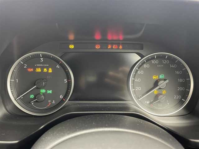 三菱 トライトン GSR 茨城県 2024(令6)年 0.1万km ダイヤモンドブラックマイカ 純正9型ナビ/全周囲カメラ/ワンセグ/衝突被害軽減ブレーキ/車線逸脱抑制装置/レーダークルーズコントロール/オートマチックハイビーム/クリアランスソナー/BSW/シートヒーター/ステアリングヒーター/純正18インチAW/LEDヘッドライト/スマートキー