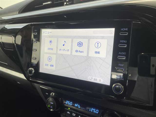 トヨタ ハイラックス Z GRスポーツ 大阪府 2022(令4)年 0.7万km スーパーホワイトⅡ 純正ナビ　衝突軽減　全方位カメラ　ＥＴＣ　ドライブレコーダー　レーダークルコン　パワーシート　レーンアシスト ダウンヒルアシスト LEDヘッドライト スマートキー オートライト AC フォグランプ