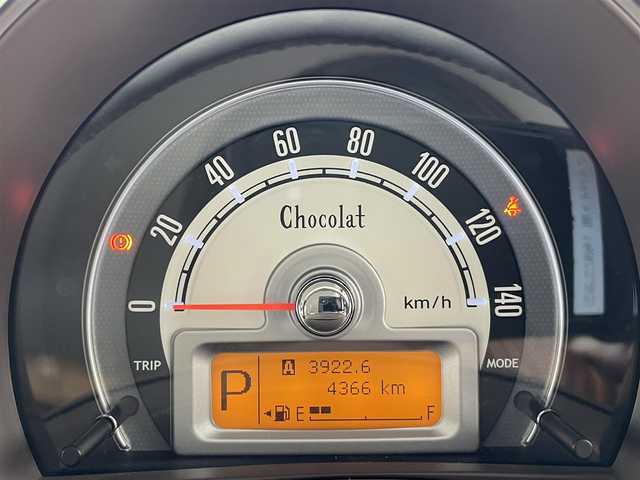スズキ ラパン ショコラ X 愛知県 2014(平26)年 0.5万km キャンドルオレンジメタリック 純正ナビ　ＴＶ　Ｂｌｕｅｔｏｏｔｈ　バックカメラ　純正コンビシート　アクセル踏み間違い防止装置　ＢＢＳアルミホイール　オートライト　ＨＩＤヘッドライト　ＥＴＣ　プッシュスタート　スマートキー　禁煙車