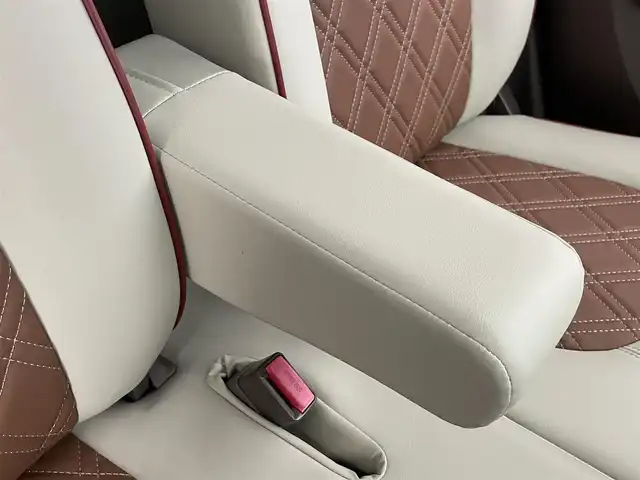 スズキ ラパン ショコラ X 愛知県 2014(平26)年 0.5万km キャンドルオレンジメタリック 純正ナビ　ＴＶ　Ｂｌｕｅｔｏｏｔｈ　バックカメラ　純正コンビシート　アクセル踏み間違い防止装置　ＢＢＳアルミホイール　オートライト　ＨＩＤヘッドライト　ＥＴＣ　プッシュスタート　スマートキー　禁煙車