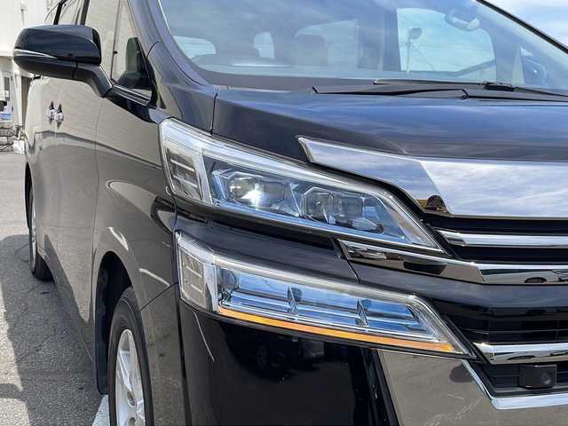 トヨタ ヴェルファイア X 道北・旭川 2020(令2)年 5.4万km ブラック ・４WD/・禁煙車/・純正ナビ付ディスプレイオーディオ/BT/USB/ラジオ/・バックカメラ/・ビルトインETC/・トヨタセーフティーセンス/LTA/PCS/RSA/PKSB/レーダークルーズコントロール/オートハイビーム/・片側パワースライドドア/・純正フロアマット/・革巻きステアリング/・ステアリングスイッチ/・アイドリングストップ/・オートエアコン/・電子パーキング/・オートライト/・LEDヘッドライト/・LEDフォグランプ/・LEDウィンカー/・ミラーウィンカー/・スマートキー/・スペアキー/・プッシュスタート