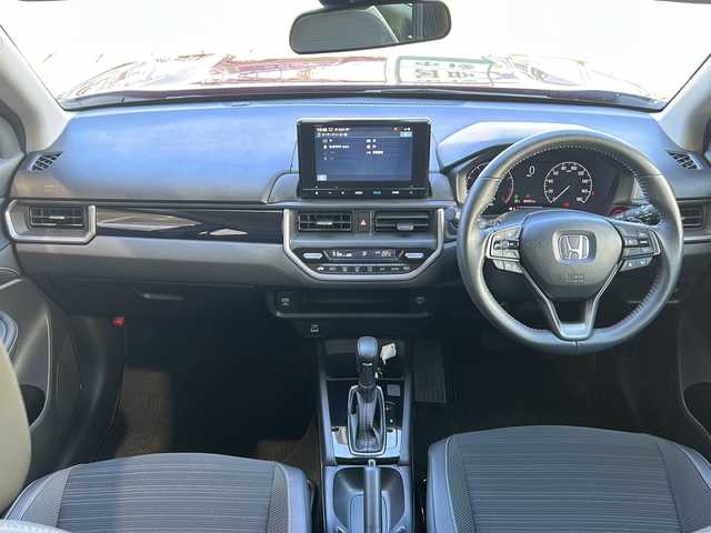 ホンダ ＷＲ－Ｖ Z+ 静岡県 2024(令6)年 0.7万km 赤 純正ナビ/・フルセグTV/・Bluetooth/・iPod/・USB/・AM/・FM/ホンダセンシング/●衝突軽減ブレーキ（CMBS）/●先行車発進お知らせ機能/●歩行者事故低減ステアリング/●路外逸脱抑制機能/●標識認識機能/●アダプティブクルーズコントロール（ACC）/●車線維持支援システム（LKAS）/●誤発進抑制機能/●後方誤発進抑制機能/●近距離衝突軽減ブレーキ/●急アクセル抑制機能/●パーキングセンサーシステム/●オートハイビーム/主要装備/・ルーフレール/・ハーフレザーシート/・ＬＥＤヘッドライト/・パドルシフト/・純正１７インチアルミ/・サイドカーテンエアバッグ/・ＵＳＢ接続端子