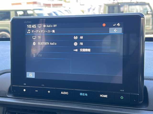 ホンダ ＷＲ－Ｖ Z+ 静岡県 2024(令6)年 0.7万km 赤 純正ナビ/・フルセグTV/・Bluetooth/・iPod/・USB/・AM/・FM/ホンダセンシング/●衝突軽減ブレーキ（CMBS）/●先行車発進お知らせ機能/●歩行者事故低減ステアリング/●路外逸脱抑制機能/●標識認識機能/●アダプティブクルーズコントロール（ACC）/●車線維持支援システム（LKAS）/●誤発進抑制機能/●後方誤発進抑制機能/●近距離衝突軽減ブレーキ/●急アクセル抑制機能/●パーキングセンサーシステム/●オートハイビーム/主要装備/・ルーフレール/・ハーフレザーシート/・ＬＥＤヘッドライト/・パドルシフト/・純正１７インチアルミ/・サイドカーテンエアバッグ/・ＵＳＢ接続端子