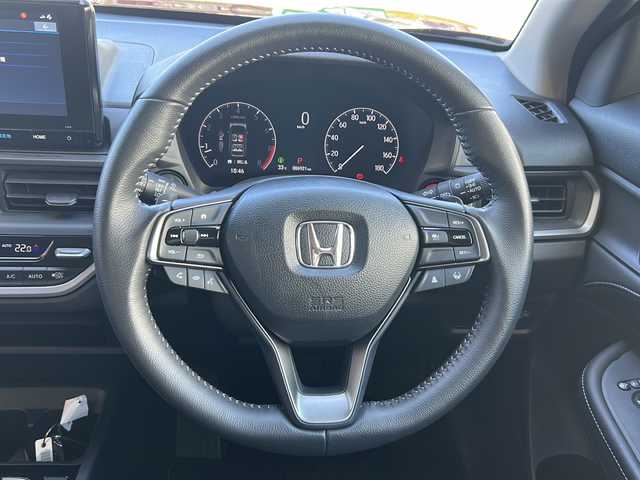 ホンダ ＷＲ－Ｖ Z+ 静岡県 2024(令6)年 0.7万km 赤 純正ナビ/・フルセグTV/・Bluetooth/・iPod/・USB/・AM/・FM/ホンダセンシング/●衝突軽減ブレーキ（CMBS）/●先行車発進お知らせ機能/●歩行者事故低減ステアリング/●路外逸脱抑制機能/●標識認識機能/●アダプティブクルーズコントロール（ACC）/●車線維持支援システム（LKAS）/●誤発進抑制機能/●後方誤発進抑制機能/●近距離衝突軽減ブレーキ/●急アクセル抑制機能/●パーキングセンサーシステム/●オートハイビーム/主要装備/・ルーフレール/・ハーフレザーシート/・ＬＥＤヘッドライト/・パドルシフト/・純正１７インチアルミ/・サイドカーテンエアバッグ/・ＵＳＢ接続端子