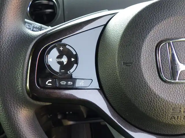 ホンダ Ｎ ＢＯＸ カスタム G L ホンダセンシング 千葉県 2019(平31)年 3.5万km プラチナホワイトパール ホンダセンシング/・衝突軽減ブレーキ（CMBS）/・車線維持支援システム（LKAS）/・アダプティブクルーズコントロール（ACC）/・後方誤発進抑制機能/・誤発進抑制機能/左パワースライドドア/右イージークローザードア/社外メモリーナビ/地デジTV/【DVD/CD再生機能　Bluetooth接続】/バックカメラ/ドライブレコーダー（DRY-ST1700）/ETC/LEDヘッドライト/LEDフォグライト/ウインカーミラー/リアコーナーセンサー/純正14インチアルミホイル/サイド/カーテンエアバッグ/Honda スマートキー