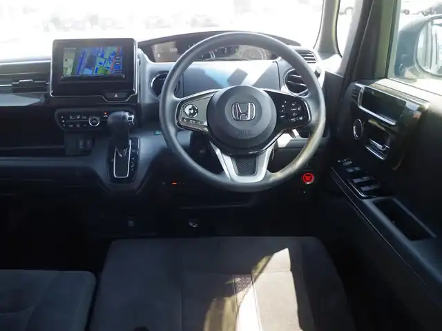 ホンダ Ｎ ＢＯＸ カスタム G L ホンダセンシング 千葉県 2019(平31)年 3.5万km プラチナホワイトパール ホンダセンシング/・衝突軽減ブレーキ（CMBS）/・車線維持支援システム（LKAS）/・アダプティブクルーズコントロール（ACC）/・後方誤発進抑制機能/・誤発進抑制機能/左パワースライドドア/右イージークローザードア/社外メモリーナビ/地デジTV/【DVD/CD再生機能　Bluetooth接続】/バックカメラ/ドライブレコーダー（DRY-ST1700）/ETC/LEDヘッドライト/LEDフォグライト/ウインカーミラー/リアコーナーセンサー/純正14インチアルミホイル/サイド/カーテンエアバッグ/Honda スマートキー