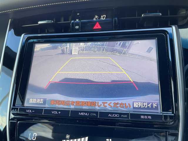 トヨタ ハリアー エレガンス 道央・札幌 2016(平28)年 7.6万km シルバーM 　ワンオーナー　/　4　W　D　/寒冷地仕様/純正SDナビ(CD/DVD/FM/AM/SD/BT)/フルセグ（走行中視聴可能）/バックカメラ/アイドリングストップ/ウィンカーミラー/クルーズコントロール（追従走行あり）/ドアバイザー/プッシュスタート/ビルトインETC/MTモード付AT/パーキングアシスト/スペアキー×１/純正フロアマット/パワーシート（運転席）/横滑り防止装置/コーナーセンサー/盗難防止装置/オートライト/カーテンエアバッグ/純正エンジンスターター/フォグランプ/リアフォグランプ/ステアリングスイッチ/革巻きステアリング/ワイパー間欠時間コントローラー/フロントデアイサースイッチ/電動格納ミラー/ECO　MODE/PWR　MODE/積込冬タイヤ（純正AW/225/65/R17/24年製/溝7ｍｍ）